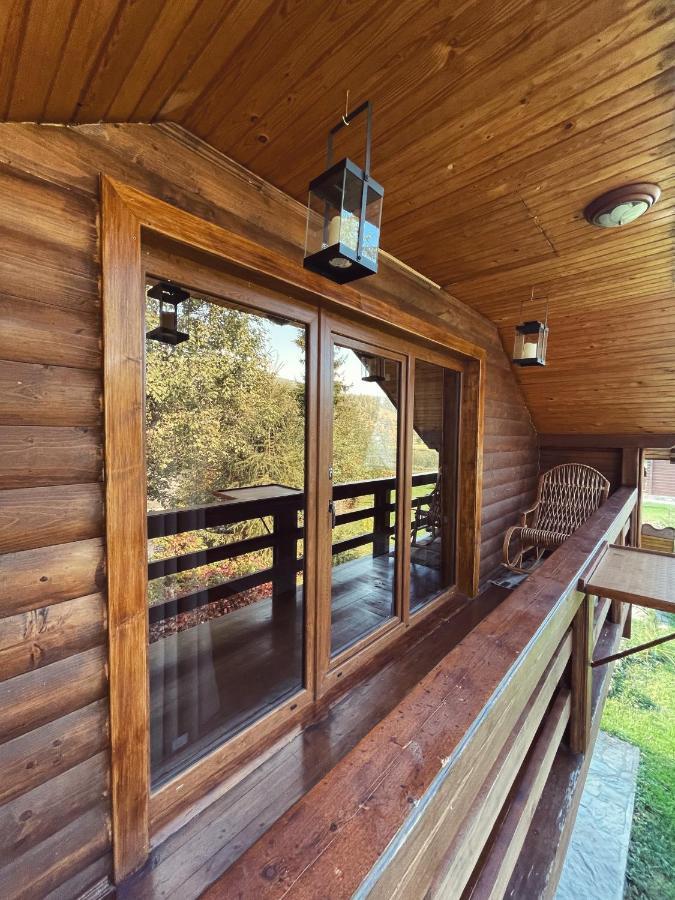 Villa Чорногірський Вітер Verkhovyna Exterior foto